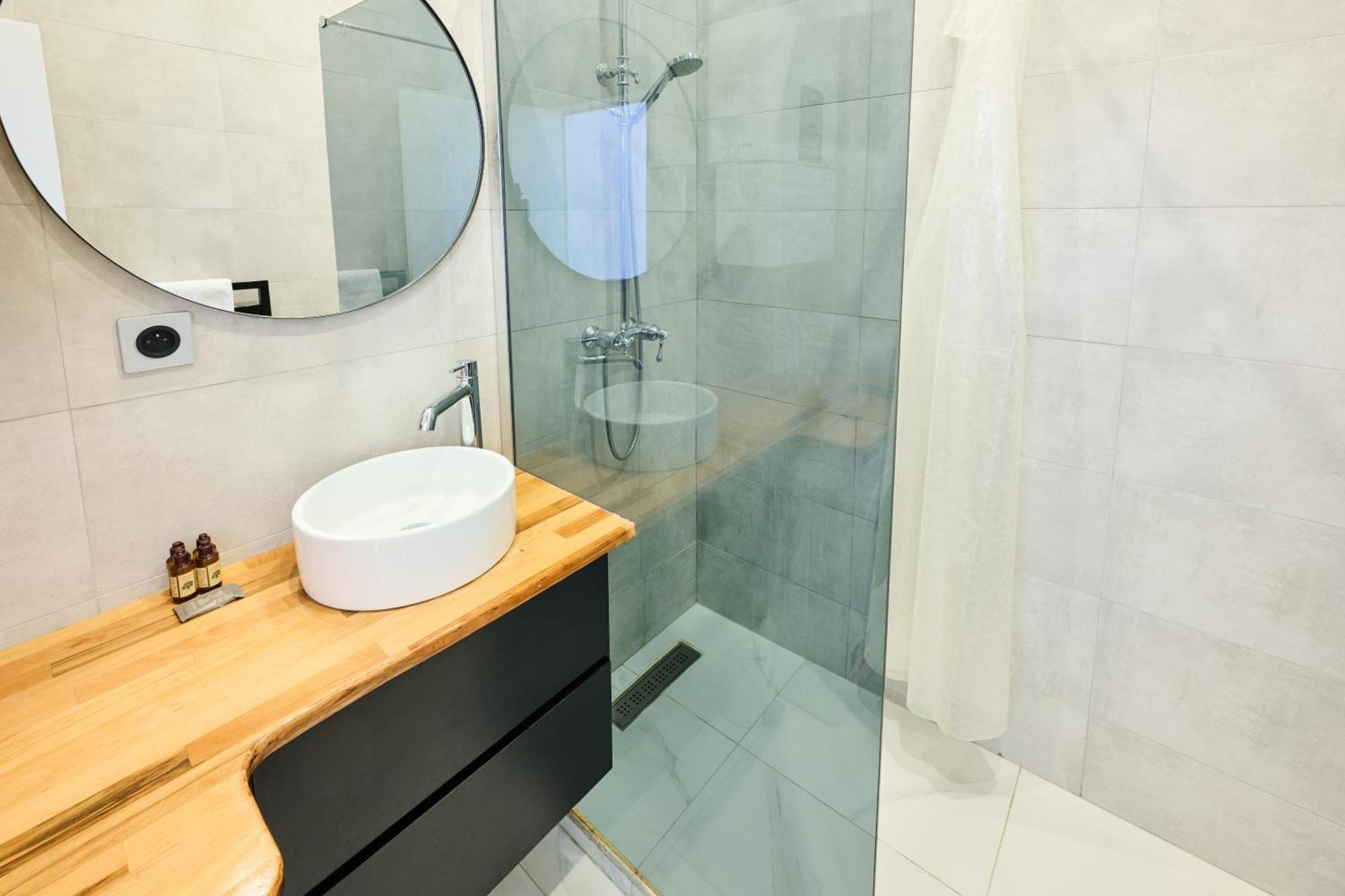 Champs Elysees!Montaigne, New Luxurious 6Pers Flat Paris Eksteriør bilde